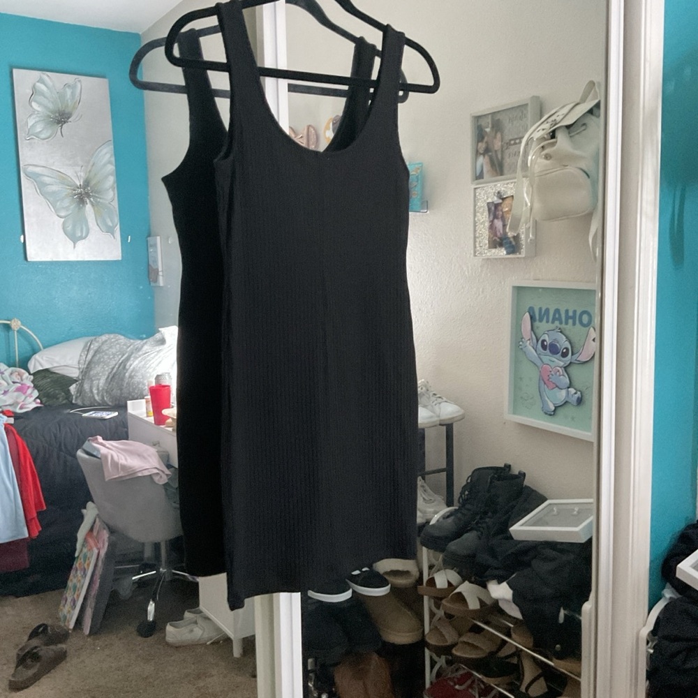 Elegant Black Sleeveless Dress